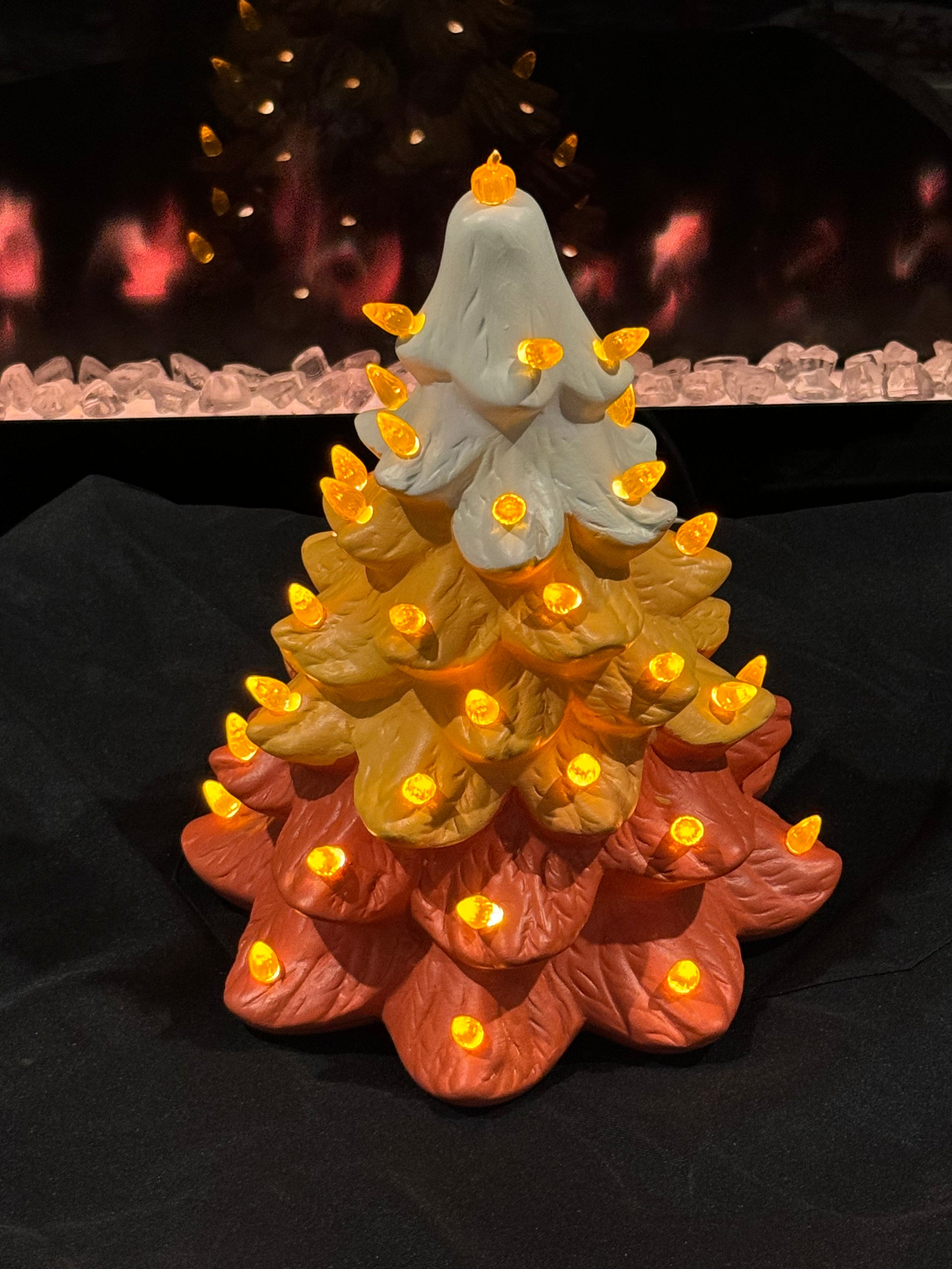 Ceramic Christmas tree outlet fall/ thanksgiving